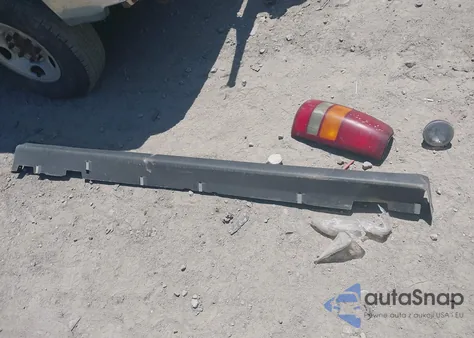 2001 Chevrolet Silverado 1500 Ls from USA, damaged, VIN 2GCEC19W311137174